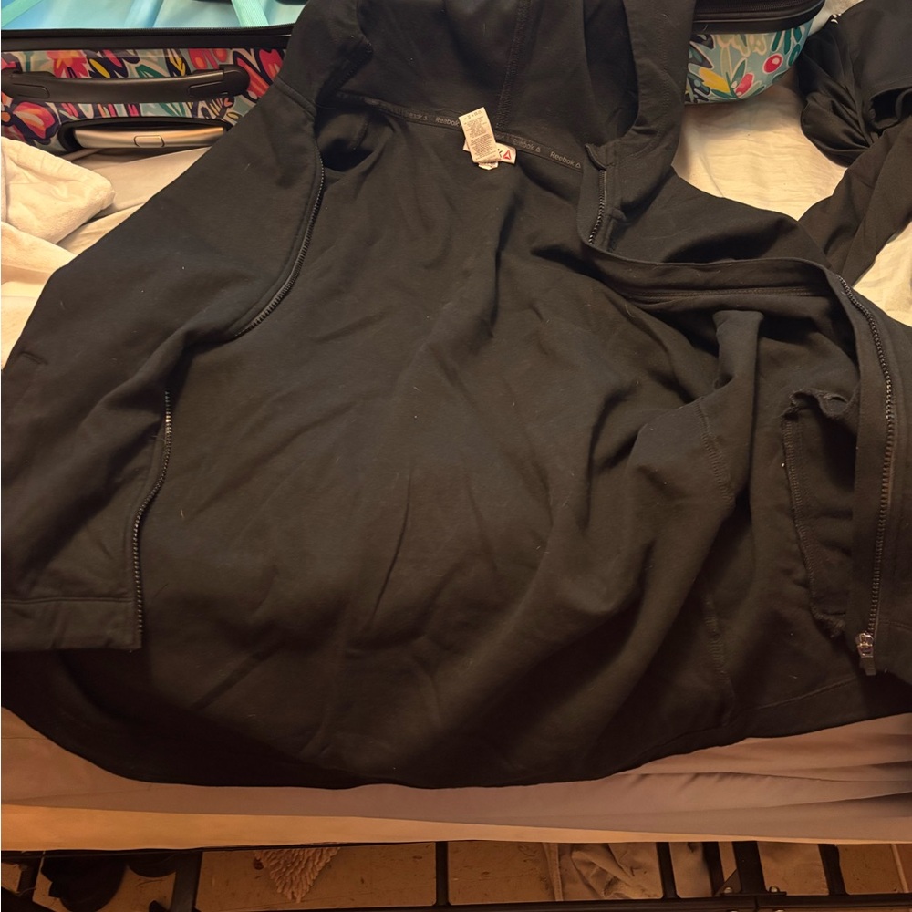 Reebok Black Zip-UpLong Sleeve Hoodie